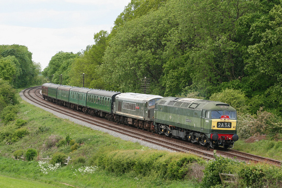 47117 (D1705) and 45125 (D123) Kinchley Lane 14.05.2011