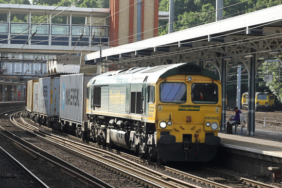 66563 Ipswich Station 14.06.2013