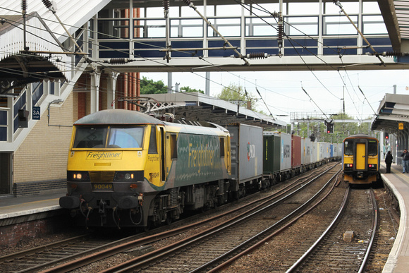 90049 Ipswich Station 14.06.2013
